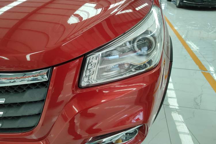 Used FAW Yingzhi G3 2015 1.5L CVT Zhihao Edition Left Front Headlight