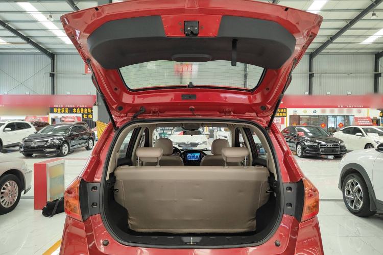 Used FAW Yingzhi G3 2015 1.5L CVT Zhihao Edition Trunk