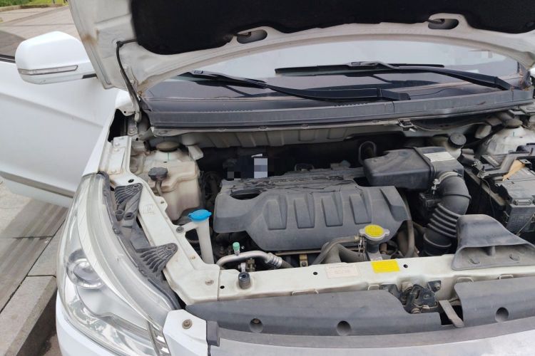 Used FAW Yingzhi G3 2015 1.5L CVT Prestige Edition Engine Bay Right