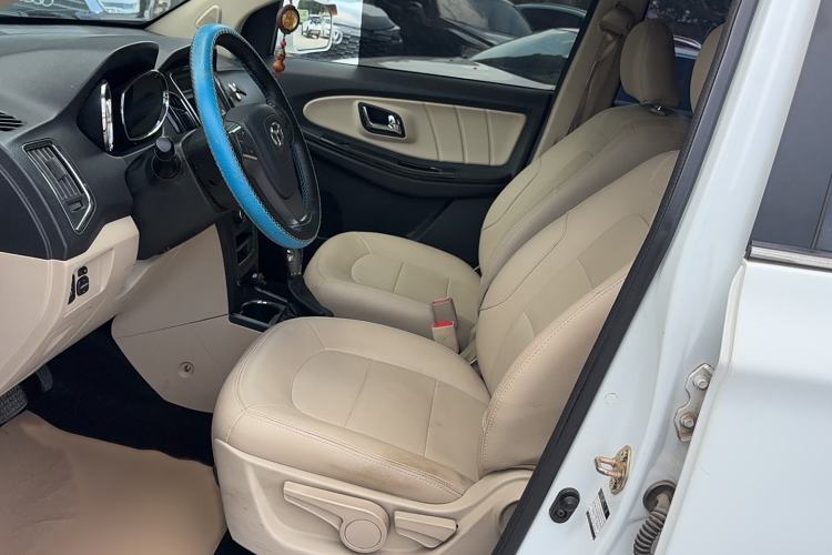 Used FAW Yingzhi G3 2015 1.5L CVT Zhihao Edition Left Front Seat