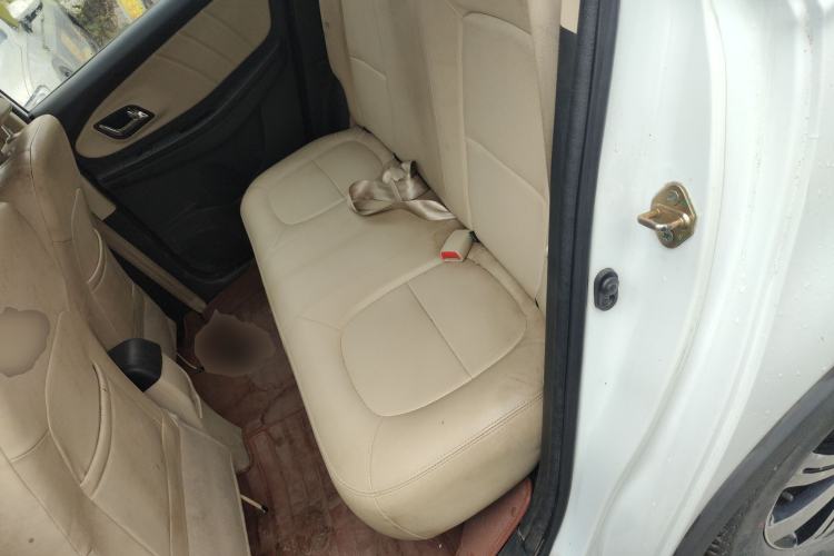 Used FAW Yingzhi G3 2015 1.5L CVT Zhihao Edition Left Rear Seat