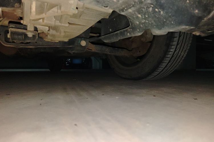 Used FAW Yingzhi G3 2016 1.5L Manual Comfort Edition Chassis Front Left