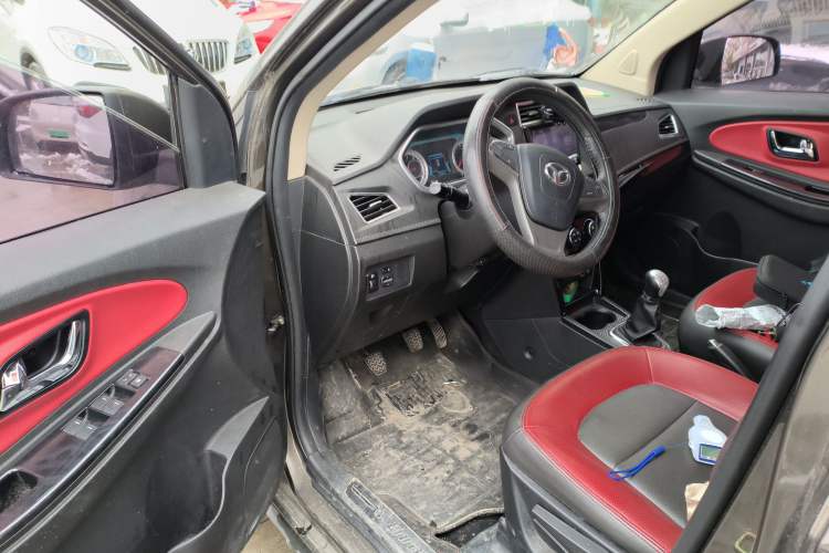 Used FAW Yingzhi G3 2016 G3S 1.5L Manual Elite Edition Driver Seat