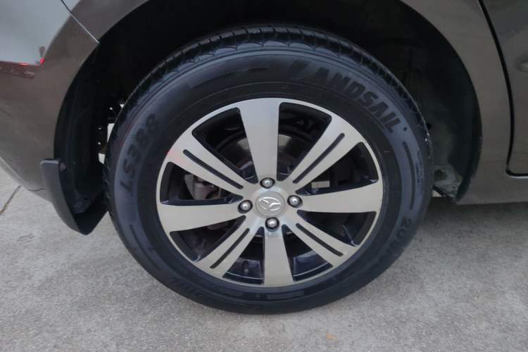Used FAW Yingzhi G3 2016 1.5L Manual Luxury Edition Exterior 5