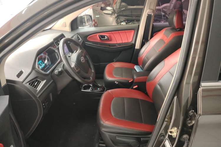 Used FAW Yingzhi G3 2016 G3S 1.5L CVT Luxury Navigation Edition Left Front Seat
