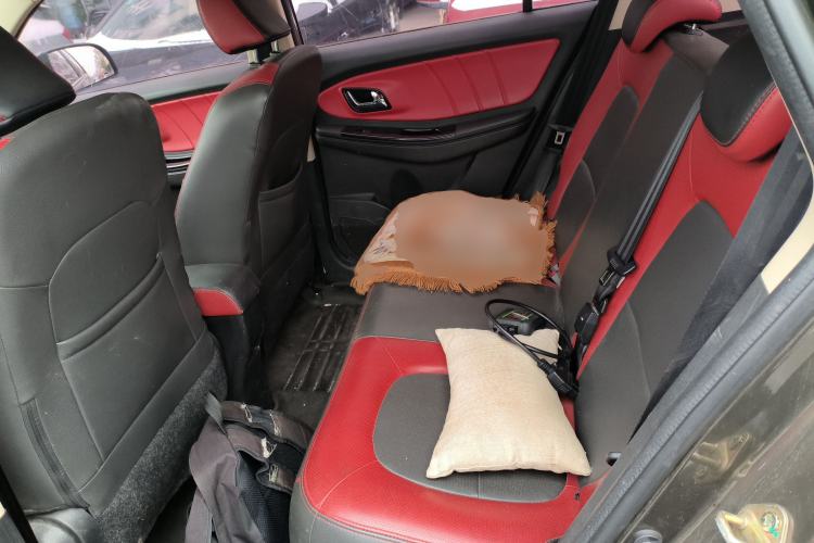 Used FAW Yingzhi G3 2016 G3S 1.5L Manual Elite Edition Left Rear Seat