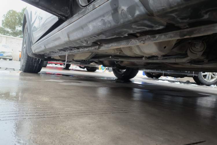 Used FAW Yingzhi G3 2016 G3S 1.5L Manual Elite Edition Left Side Sill