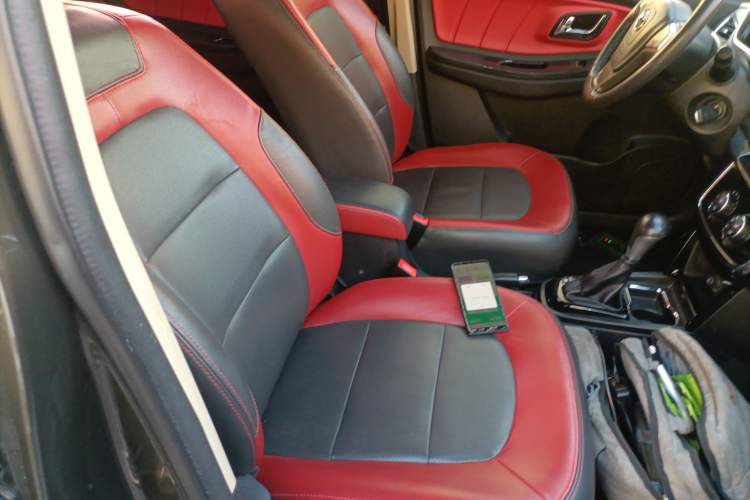 Used FAW Yingzhi G3 2016 G3S 1.5L CVT Luxury Navigation Edition Right Front Seat
