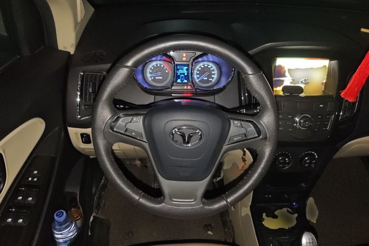 Used FAW Yingzhi G3 2016 1.5L Manual Comfort Edition Steering Wheel