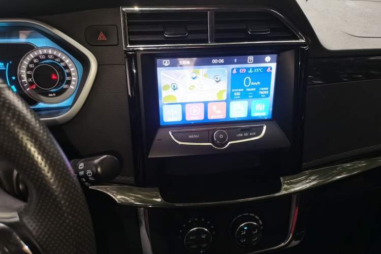 Used FAW Yingzhi G3 2016 G3S 1.5L Manual Elite Edition Audio And AC Panel