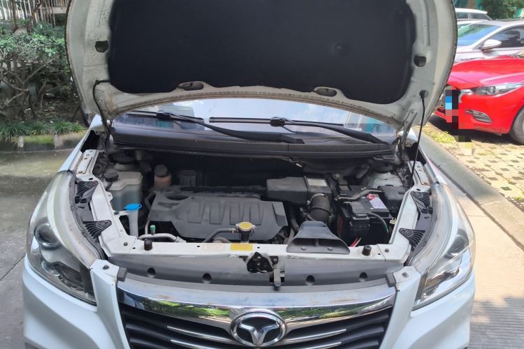 Used FAW Yingzhi G3 2016 G3S 1.5L Manual Luxury Navigation Edition Engine Bay