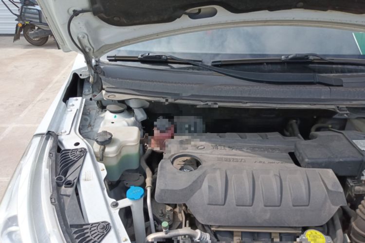 Used FAW Yingzhi G3 2016 G3S 1.5L Manual Elite Edition Engine Bay Right