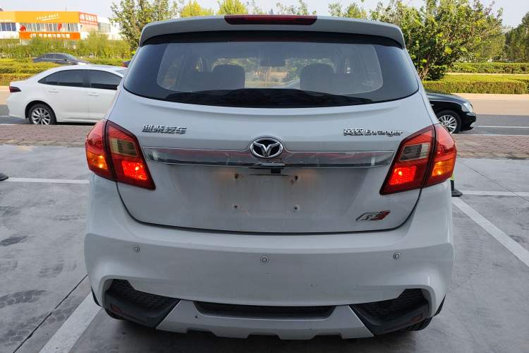 Used FAW Yingzhi G3 2016 1.5L Manual Standard Edition Exterior 4