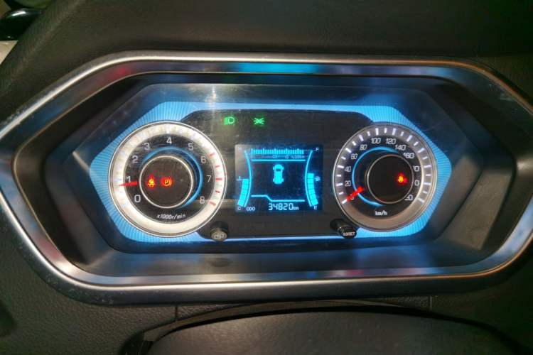 Used FAW Yingzhi G3 2016 G3S 1.5L Manual Luxury Navigation Edition Instrument Cluster