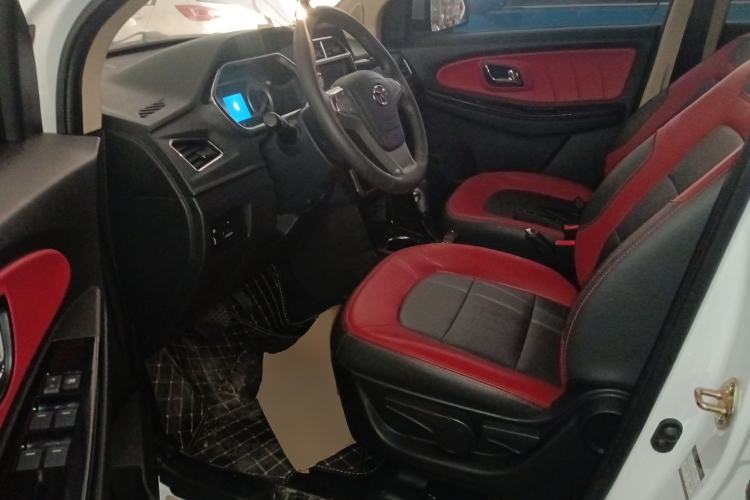 Used FAW Yingzhi G3 2016 G3S 1.5L CVT Luxury Navigation Edition Left Front Seat