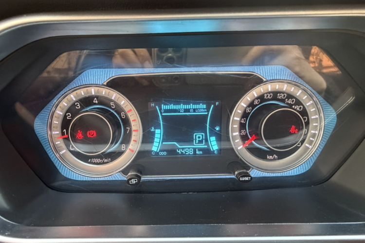Used FAW Yingzhi G3 2016 G3S 1.5L CVT Luxury Navigation Edition Odometer Close Up