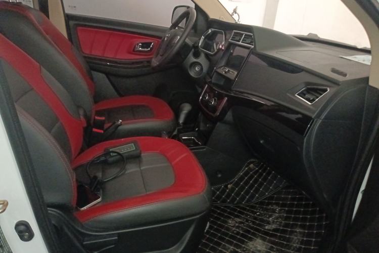 Used FAW Yingzhi G3 2016 G3S 1.5L CVT Luxury Navigation Edition Right Front Seat