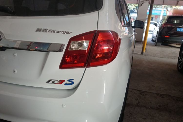 Used FAW Yingzhi G3 2016 G3S 1.5L CVT Luxury Navigation Edition Right Rear Taillight