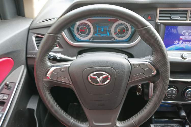 Used FAW Yingzhi G3 2016 G3S 1.5L Manual Elite Edition Steering Wheel