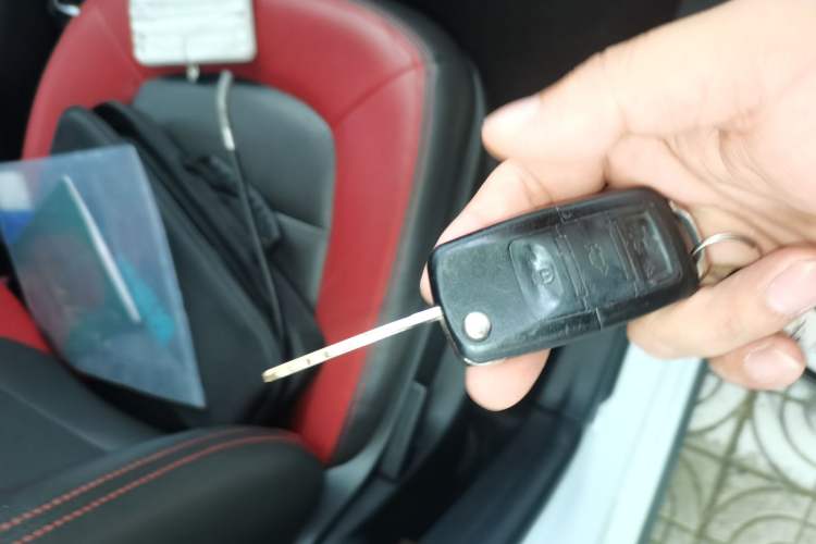 Used FAW Yingzhi G3 2016 G3S 1.5L Manual Elite Edition Vehicle Key