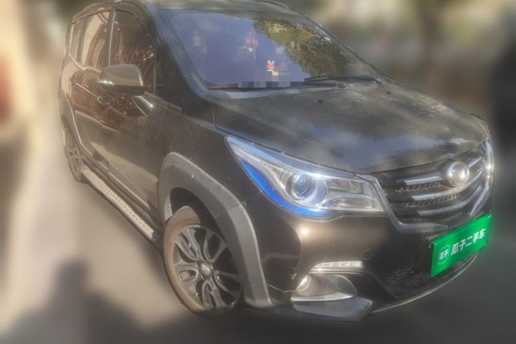 Used FAW Yingzhi G5 2016 1.5L CVT Luxury Navigation Edition Front Right 45 Deg