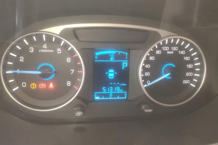 Used FAW Yingzhi G5 2016 1.5L CVT Luxury Navigation Edition Instrument Cluster