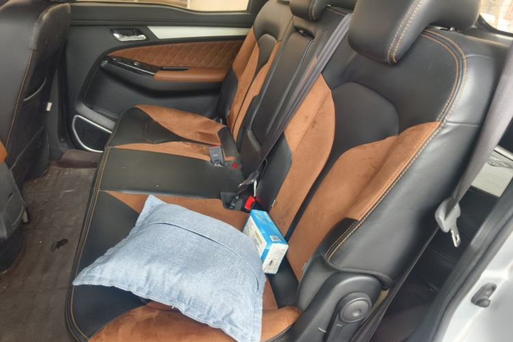 Used FAW Yingzhi G5 2016 1.5L Manual Elite Edition Left Rear Seat
