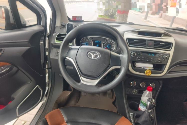 Used FAW Yingzhi G5 2016 1.5L Manual Elite Edition Steering Wheel