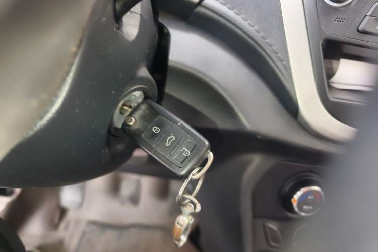 Used FAW Yingzhi G5 2016 1.5L Manual Elite Edition Vehicle Key