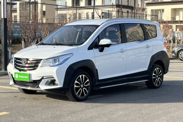 Used FAW Yingzhi G5 2016 1.5L Manual Luxury Navigation Edition