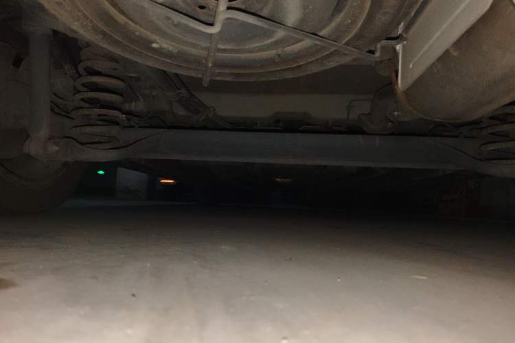 Used FAW Yingzhi G5 2016 1.5L CVT Elite Edition Chassis Rear