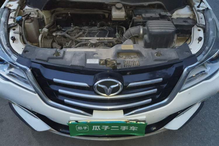 Used FAW Yingzhi G5 2016 1.5L Manual Luxury Navigation Edition Engine Bay