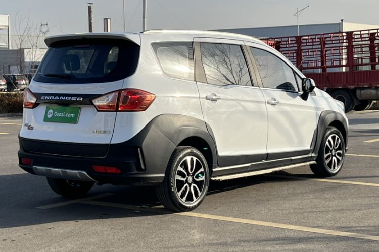 Used FAW Yingzhi G5 2016 1.5L Manual Luxury Navigation Edition Exterior 6