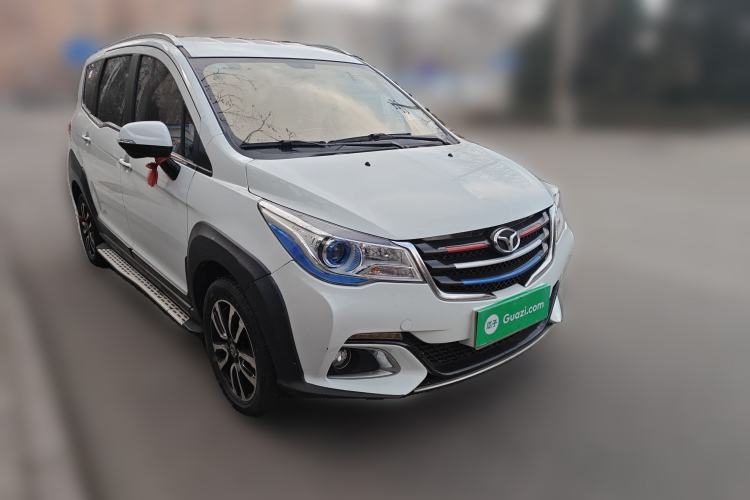 Used FAW Yingzhi G5 2016 1.5L Manual Luxury Navigation Edition Front Right 45 Deg