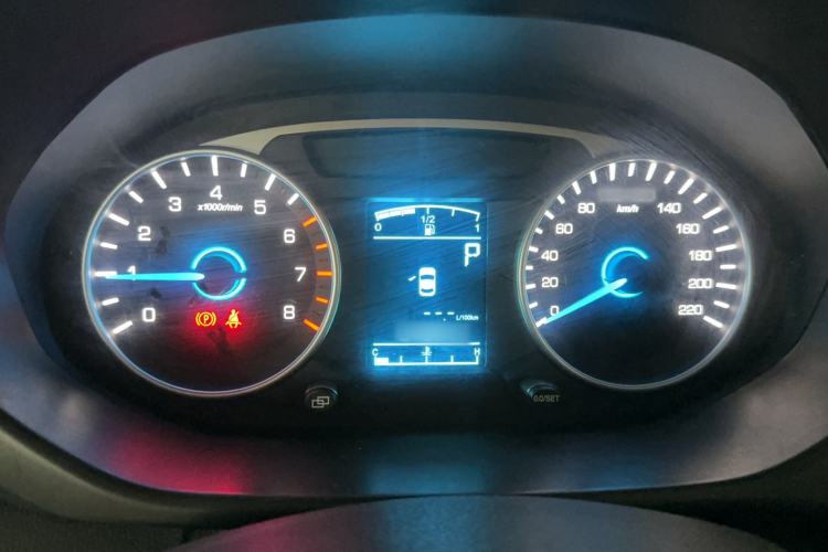 Used FAW Yingzhi G5 2016 1.5L CVT Luxury Navigation Edition Instrument Cluster