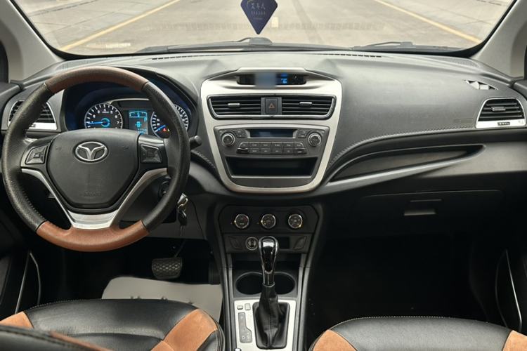 Used FAW Yingzhi G5 2016 1.5L CVT Elite Edition Interior 9