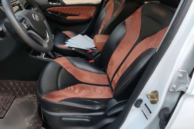 Used FAW Yingzhi G5 2016 1.5L Manual Luxury Navigation Edition Left Front Seat