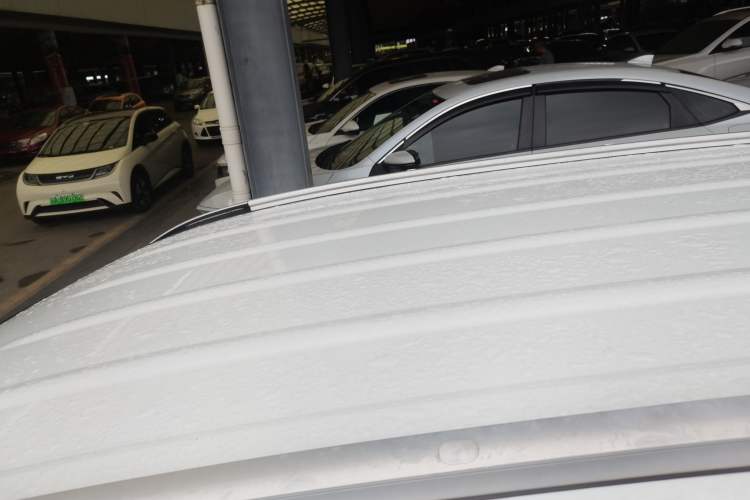 Used FAW Yingzhi G5 2016 1.5L CVT Elite Edition Roof