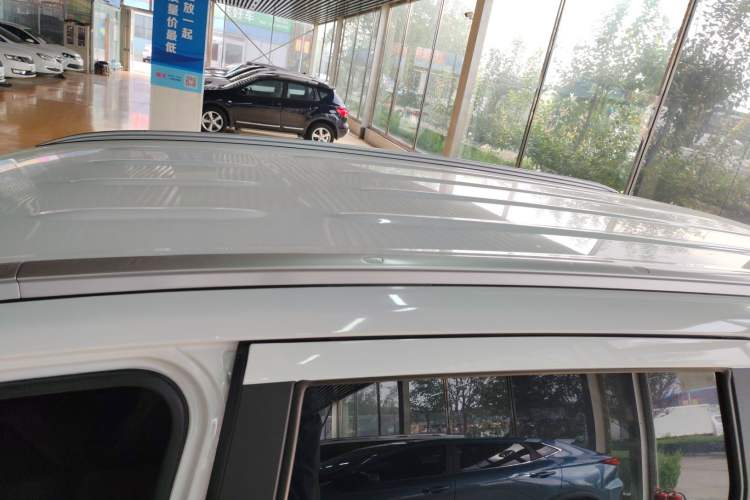 Used FAW Yingzhi G5 2016 1.5L CVT Luxury Navigation Edition Roof