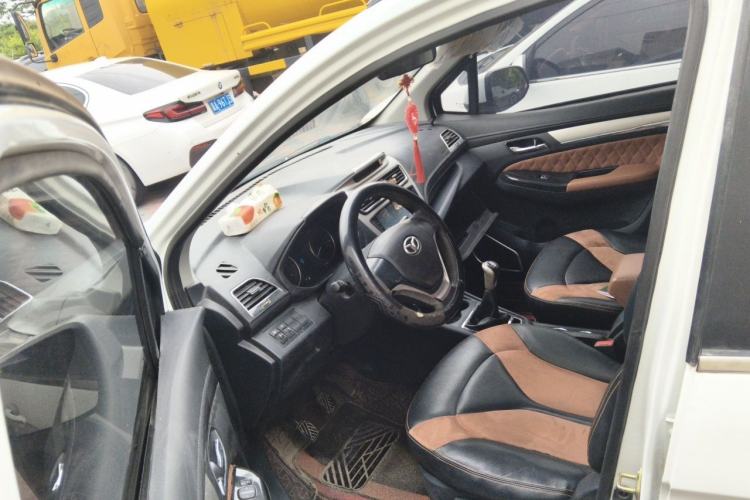 Used FAW Yingzhi G5 2017 1.5L Manual Weekend Edition Driver Seat