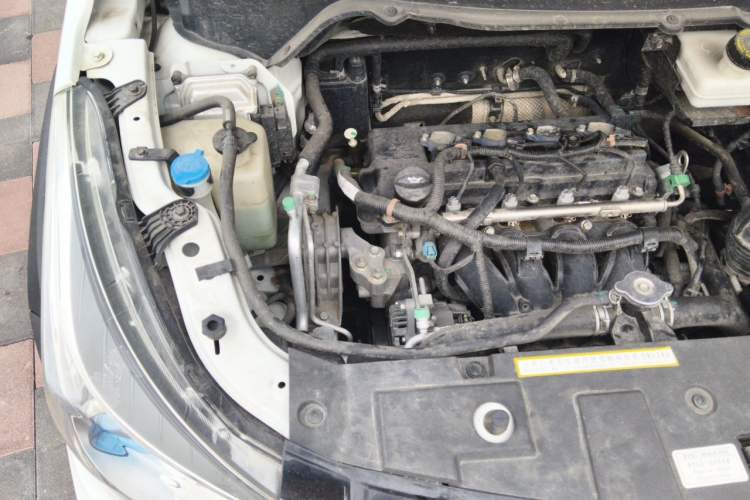 Used FAW Yingzhi G5 2017 1.5L Manual Weekend Edition Engine Bay Right