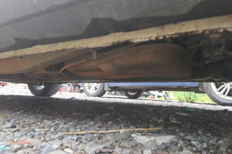 Used FAW Yingzhi G5 2018 1.5L Manual Weekend Edition Chassis Rear Left