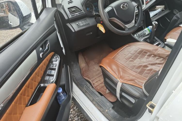 Used FAW Yingzhi G5 2018 1.5L Manual Weekend Edition Driver Seat