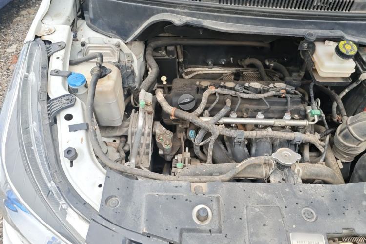 Used FAW Yingzhi G5 2018 1.5L Manual Weekend Edition Engine Bay Right