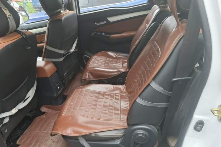 Used FAW Yingzhi G5 2018 1.5L Manual Weekend Edition Left Rear Seat
