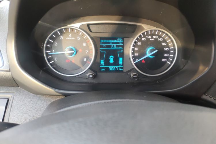 Used FAW Yingzhi G5 2018 1.5L Manual Weekend Edition Odometer Close Up