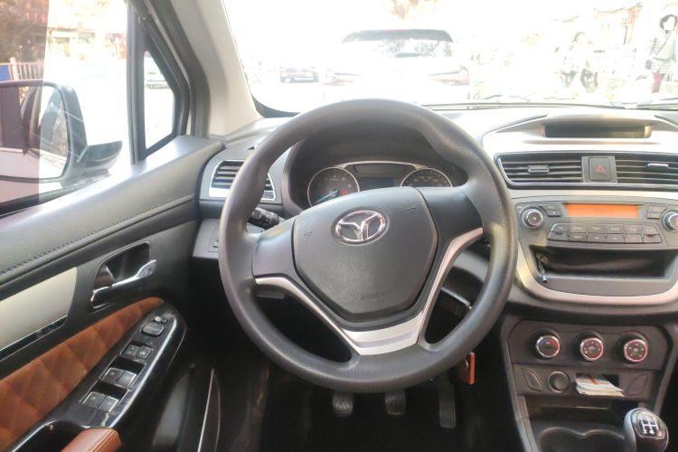 Used FAW Yingzhi G5 2018 1.5L Manual Weekend Edition Steering Wheel