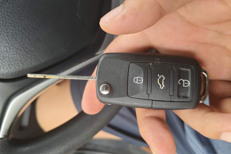 Used FAW Yingzhi G5 2018 1.5L Manual Weekend Edition Vehicle Key