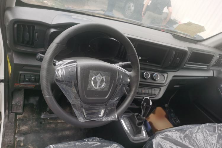Used Feidi Ditu EF3 2022 Ningde Times 55.7 kWh Flatbed Van Interior 3