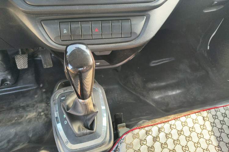 Used Feidi Ditu EF3 2024 Chongqing Innovision 56.67 kWh Flat-Type Battery Gear Lever